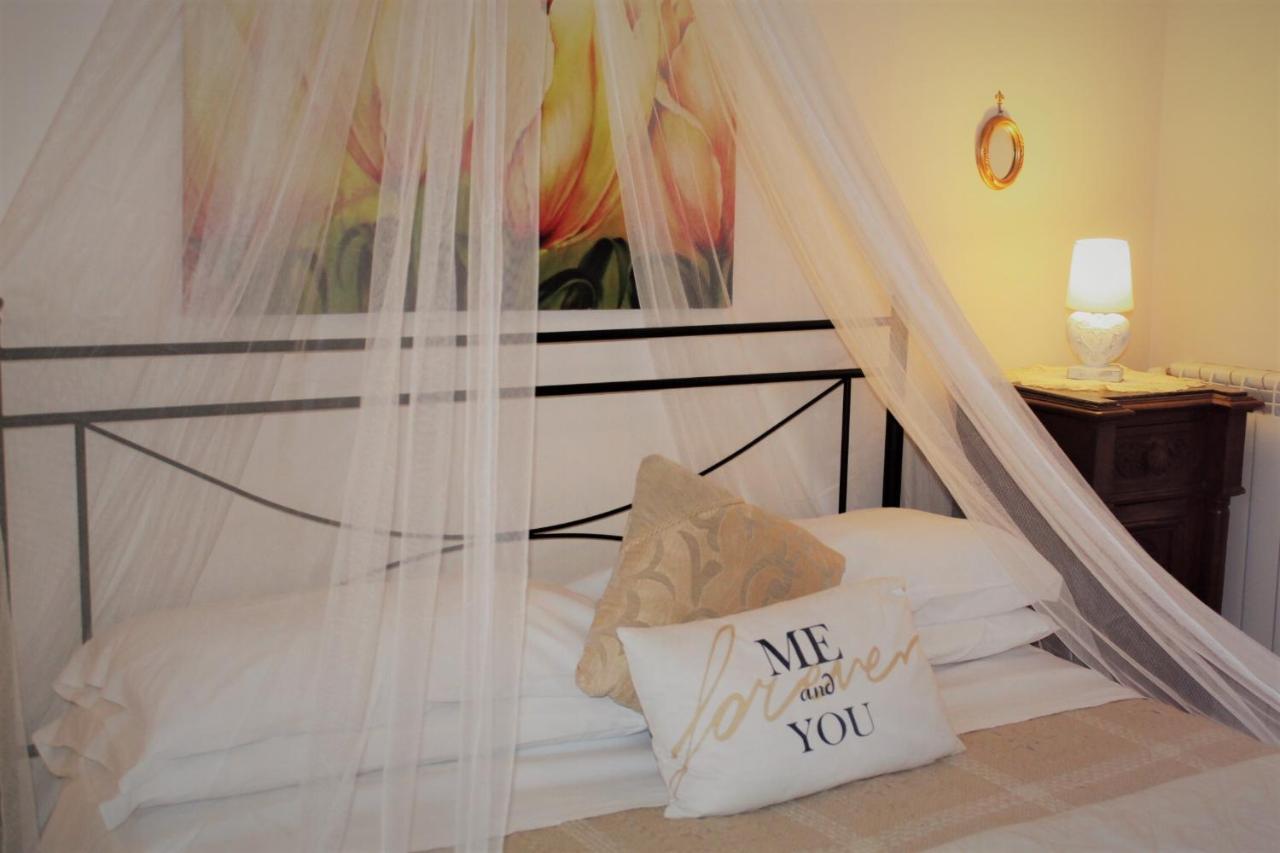 Domus Annae B&B Помпей Екстериор снимка