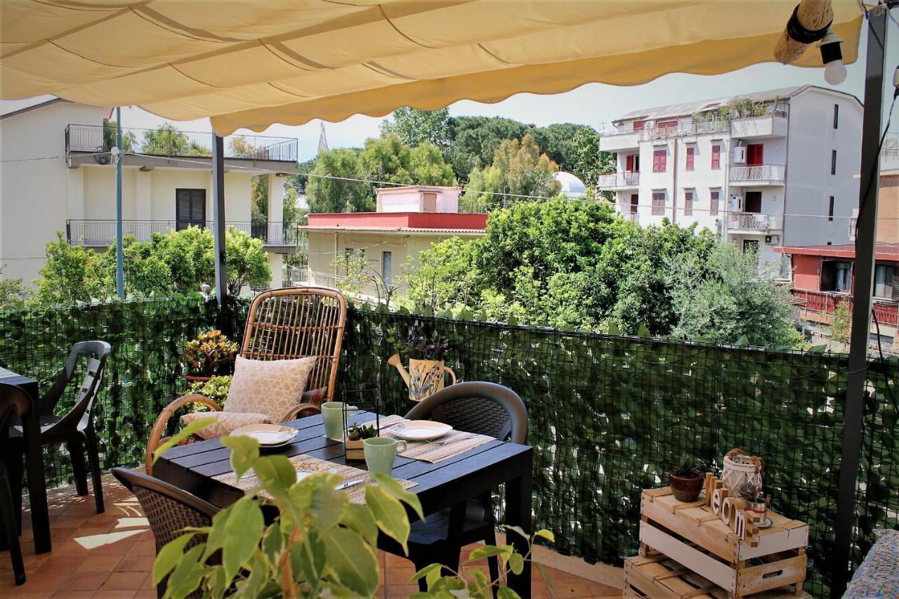 Domus Annae B&B Помпей Екстериор снимка