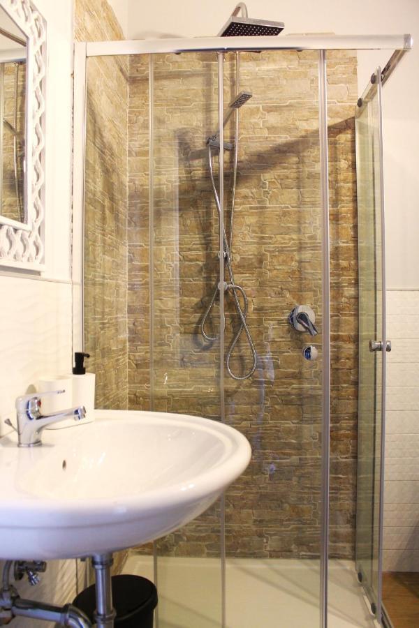 Domus Annae B&B Помпей Екстериор снимка